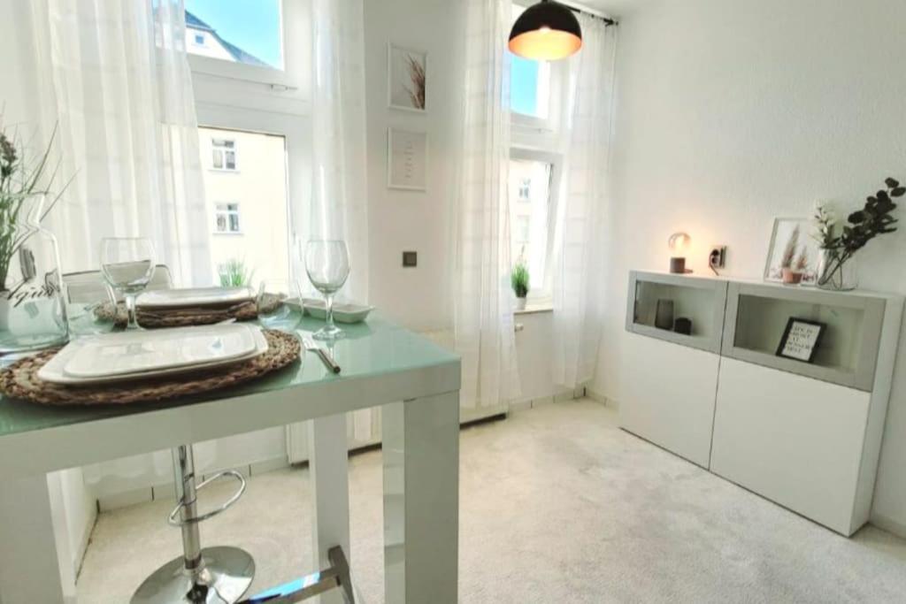 Gemuetliches Helles Appartement Dresden Exterior photo
